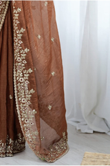 Soft Fandy Chiffon Saree with Fancy C Pallu Sequence Thread Work.