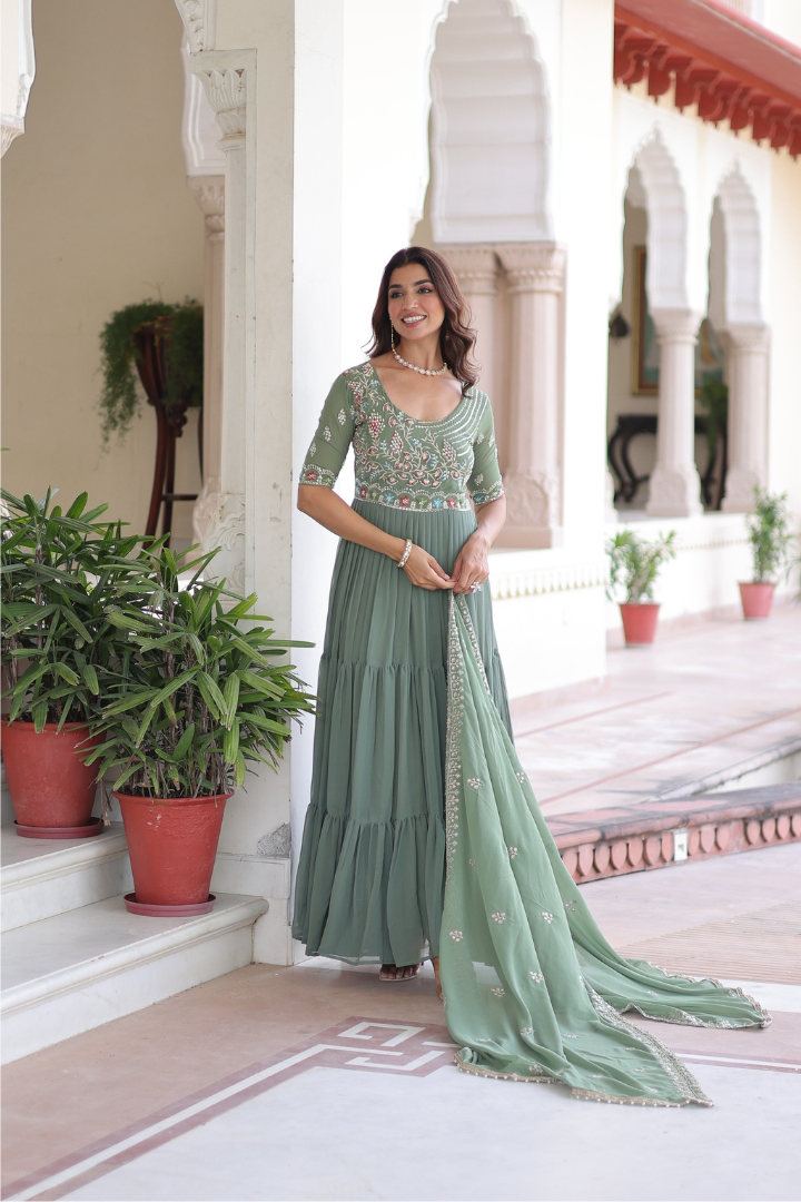 Faux Blooming Gown Set with Dupatta