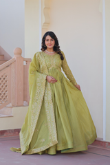 Women's Premium Wedding Wear Gold Crush Gown with Sequins Work Dupatta