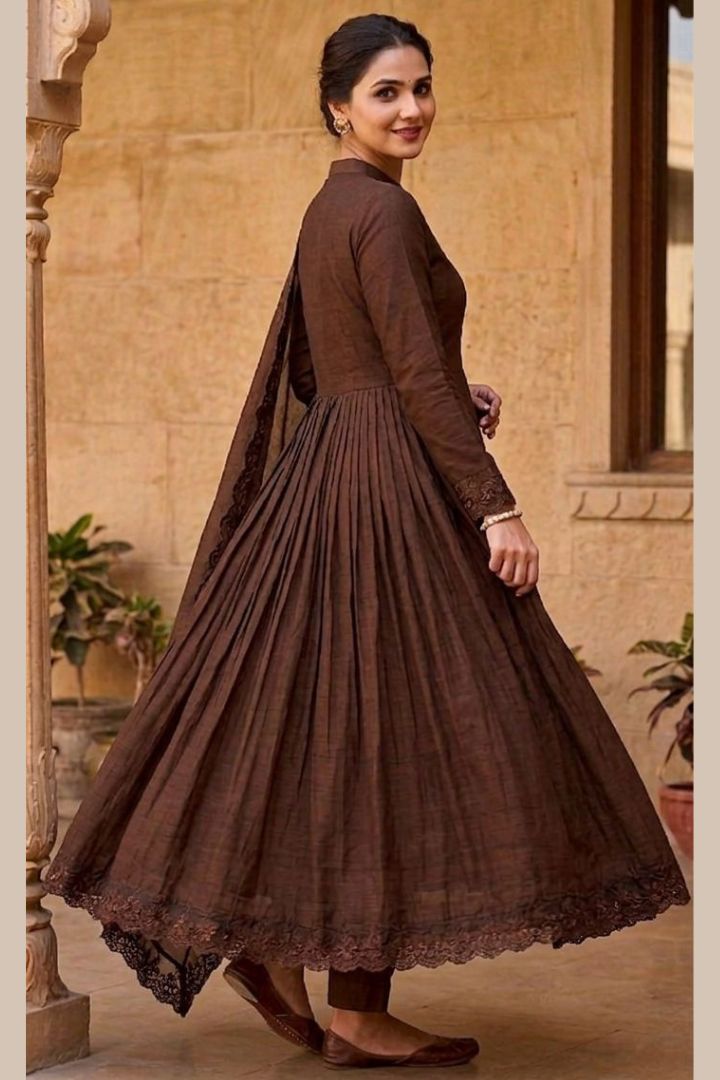 Elegant party wear gown for weddings