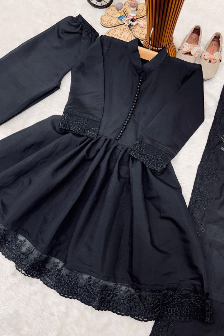 Girls Full Sleeve Ethnic Gown