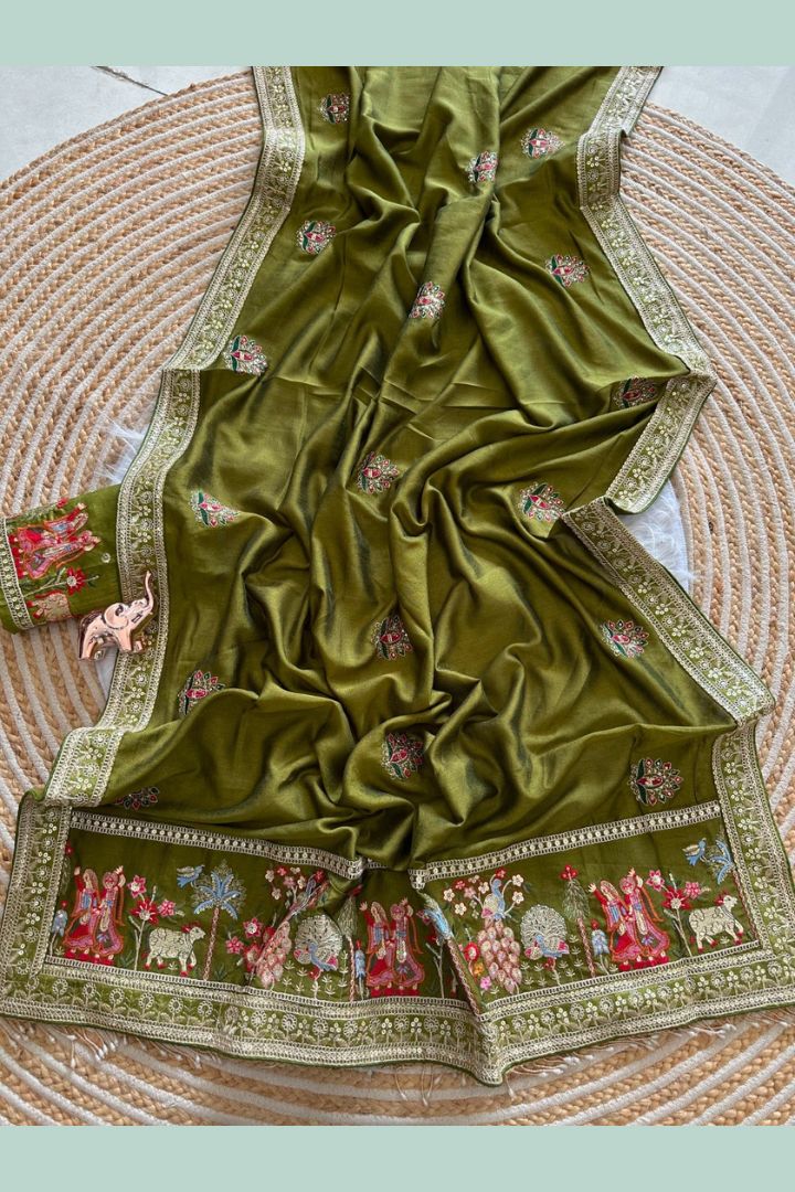 Vichitra Silk Saree with Moti Border